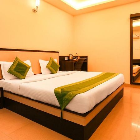 Hotel Janki International By Keymagics Варанаси Экстерьер фото